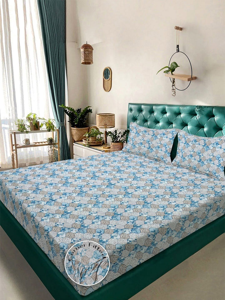 KLOTTHE Blue Geometric Polycotton 300 TC Fitted King Fine Bedsheet with 2 Pillow Covers-98 x 89 inches