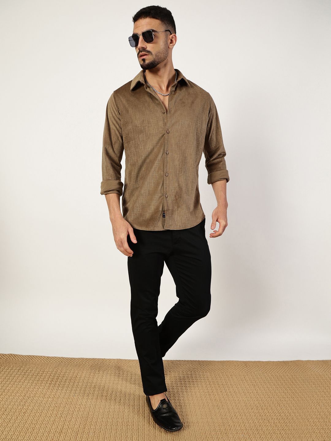 Thomas Scott Men Premium Spread Collar Textured Slim Fit Casual Shirt