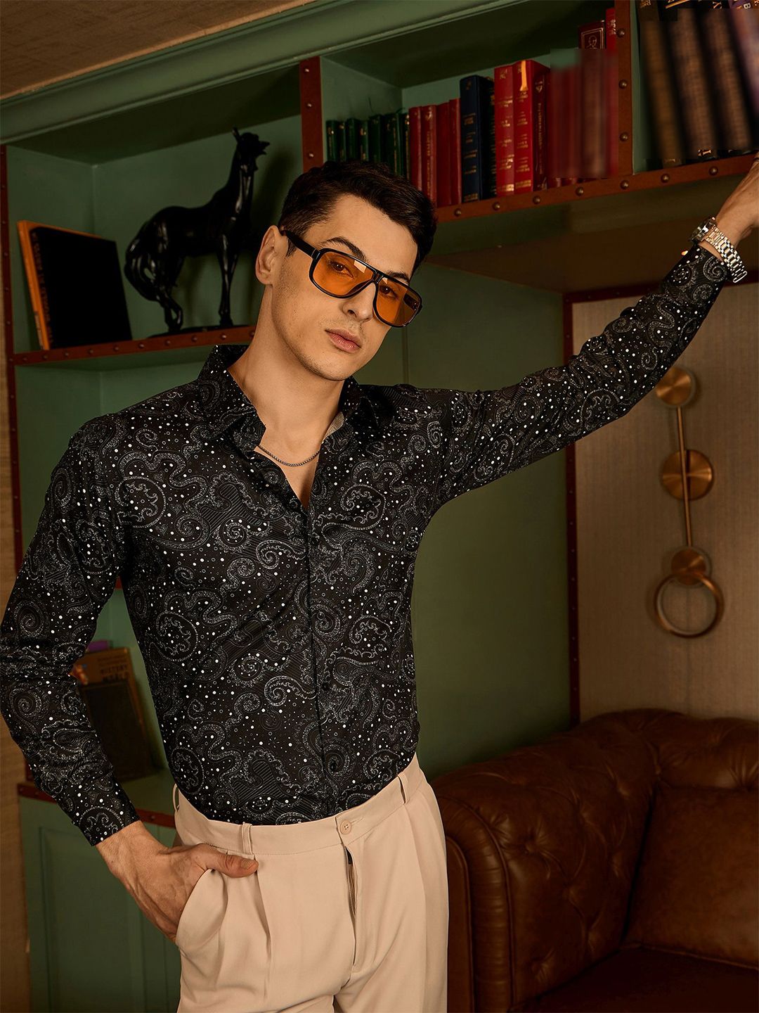 DENNISON Men Paisley Printed Spread Collar Casual Shirt