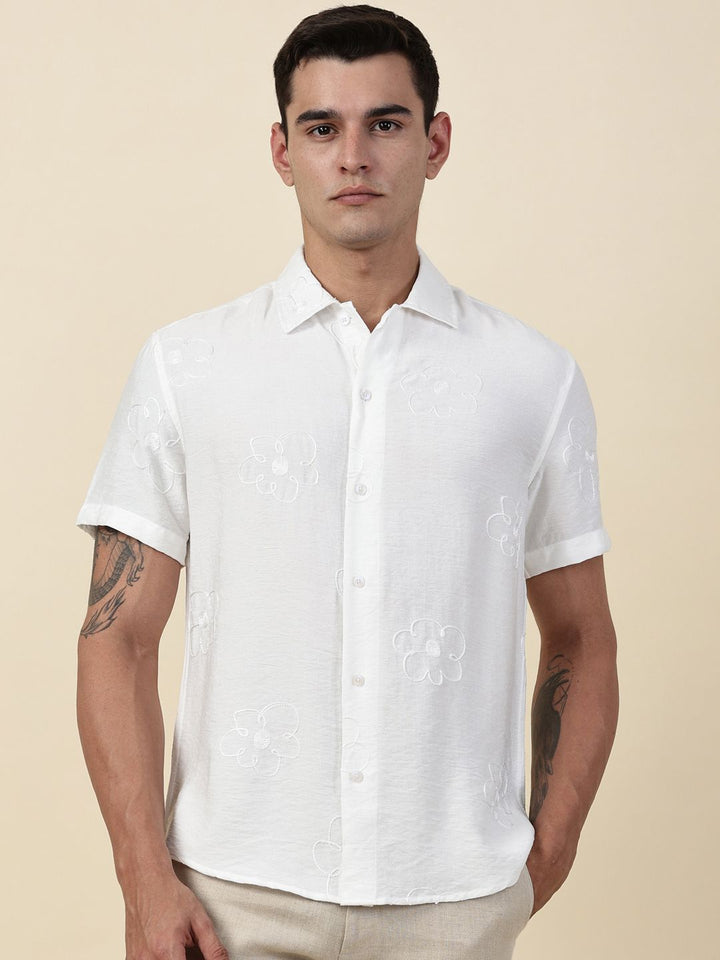 Thomas Scott Men Embroidered Regular Fit Casual Shirt