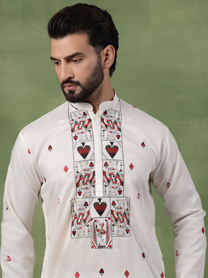 SOJANYA Men Geometric Embroidered Kurta