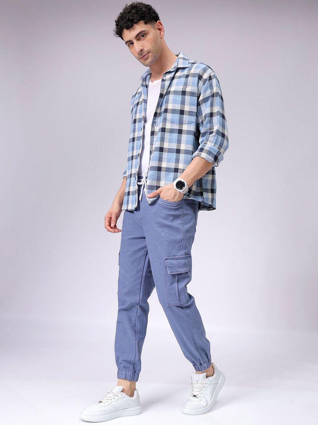 The Indian Garage Co Men Cotton Stretchable Cargo Denim Joggers