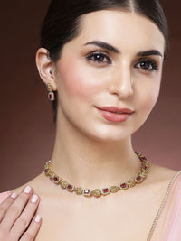 Karatcart Gold Plated Stone Studded Laxmi Mata Kalung dan Anting -anting