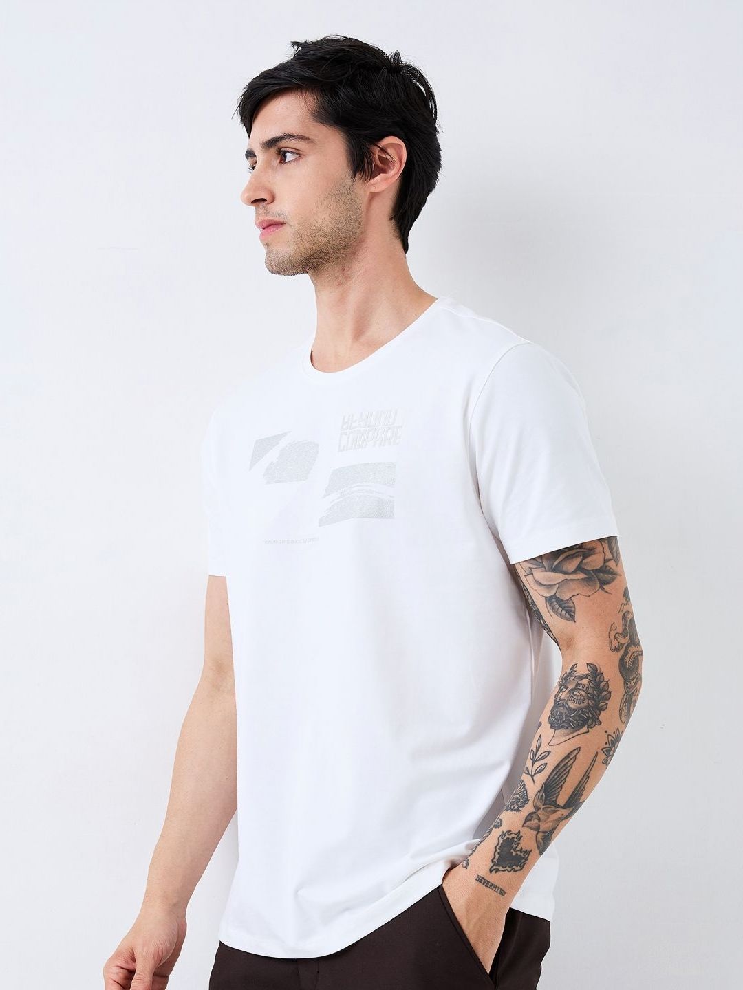 SPYKAR Men Typography Printed Round Neck Cotton Slim Fit T-shirt