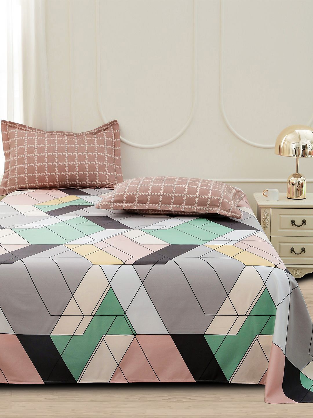 Story@home Green Geometric Printed 240 TC Satin Finish Queen Bedsheet Set