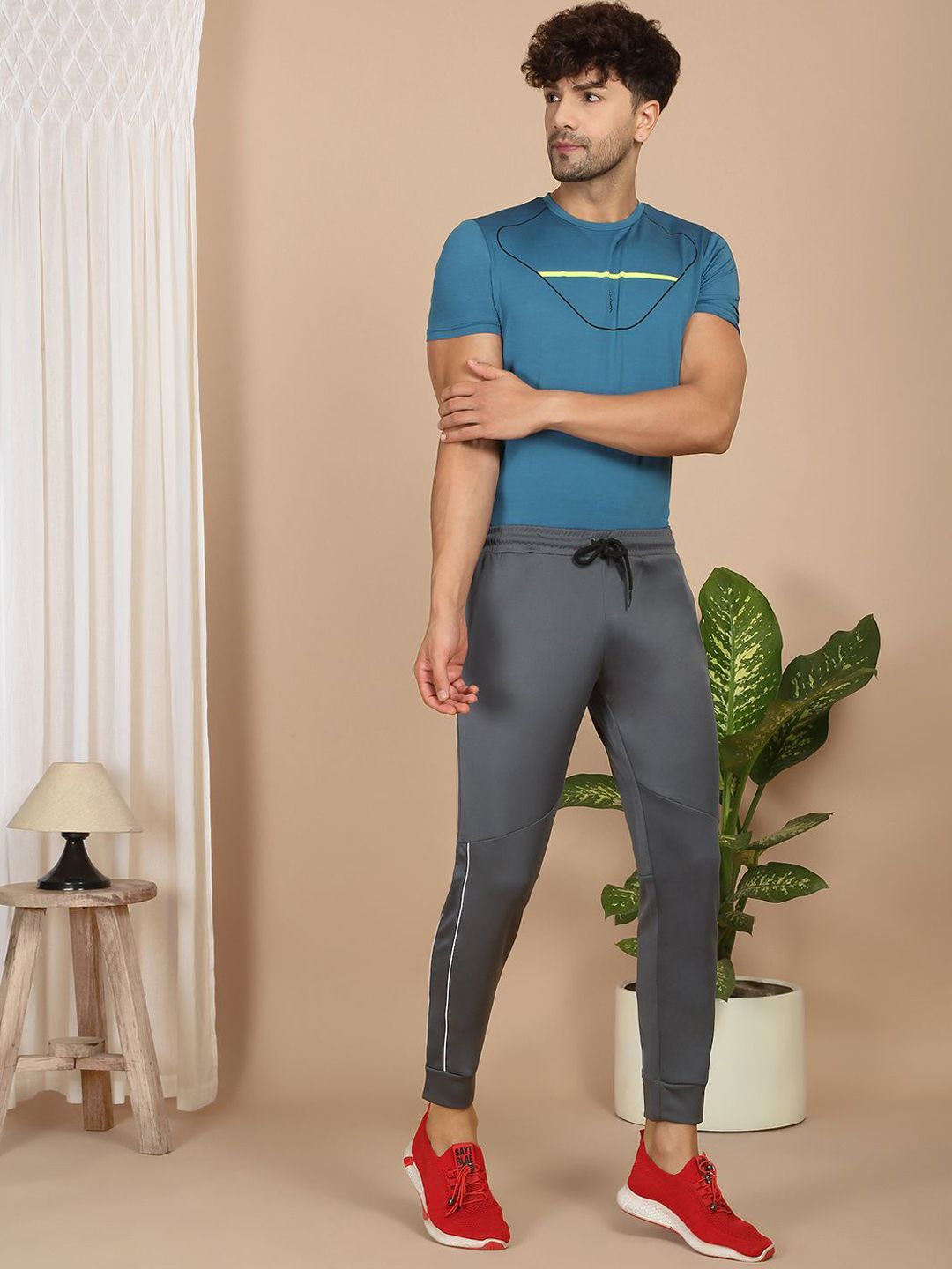 Sweet Dreams Men Cotton Mid-Rise Regular Fit Joggers