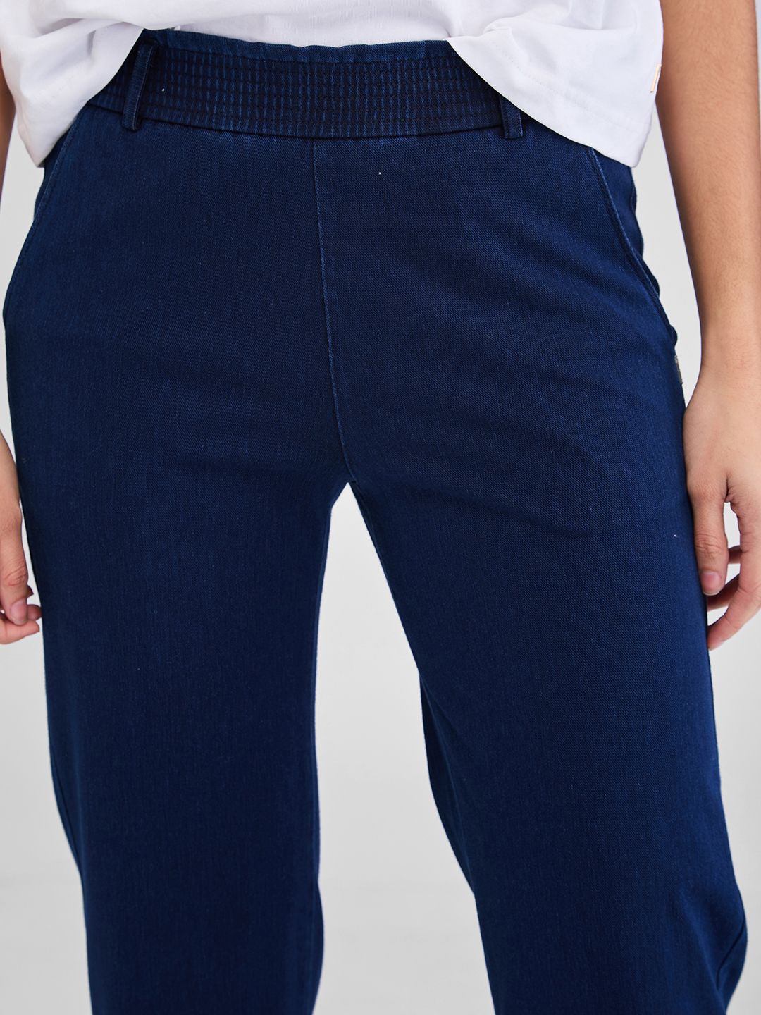 SPYKAR Women Mid-Rise Track Pants