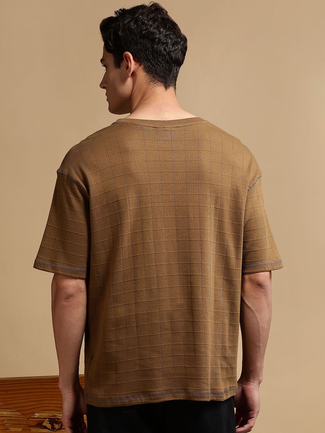 Eszett Men Checked Round Neck Oversized Cotton T-shirt