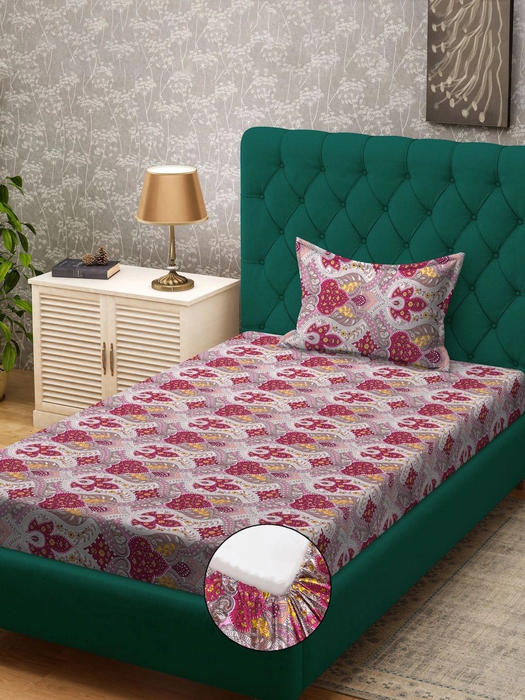 Myntra Elegant Homes Motif Etnik Merah & Kuning 300 TC Cadar Bujang dengan 1 Sarung Bantal