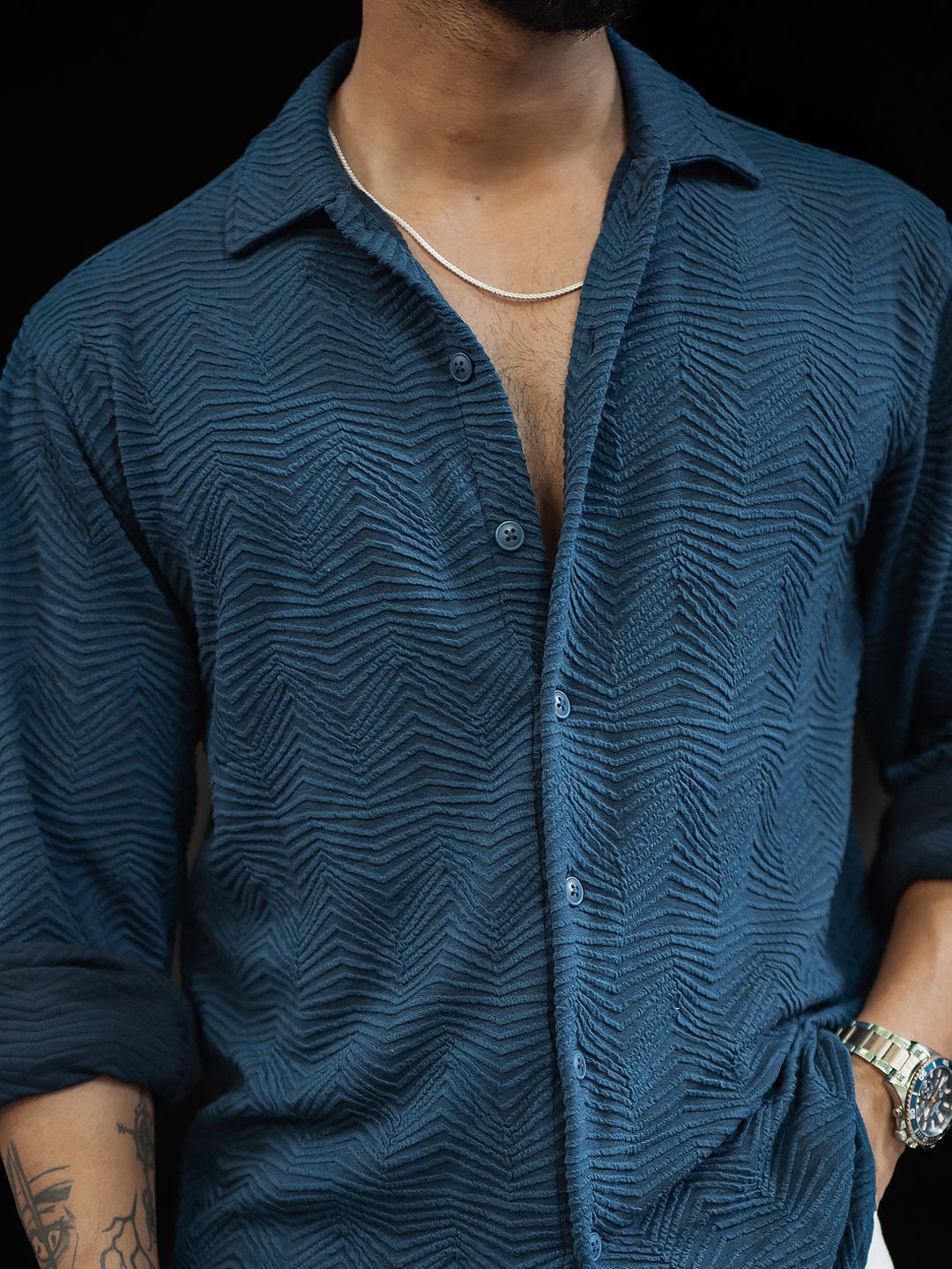 Powerlook Men Spread Collar Textured Relaxed Fit Casual Shirt