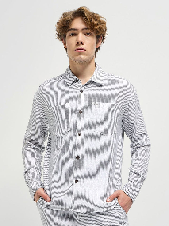THE BEAR HOUSE Men Spread Collar Pinstripes Striped Casual Shirt