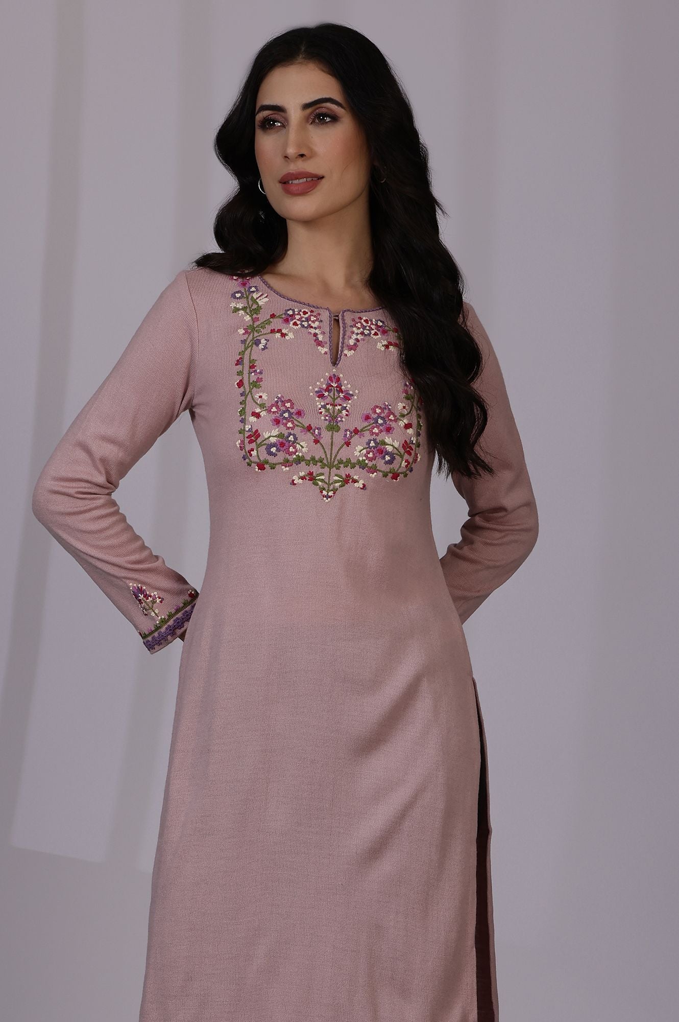 W Floral Embroidered Keyhole Neck Straight Kurta