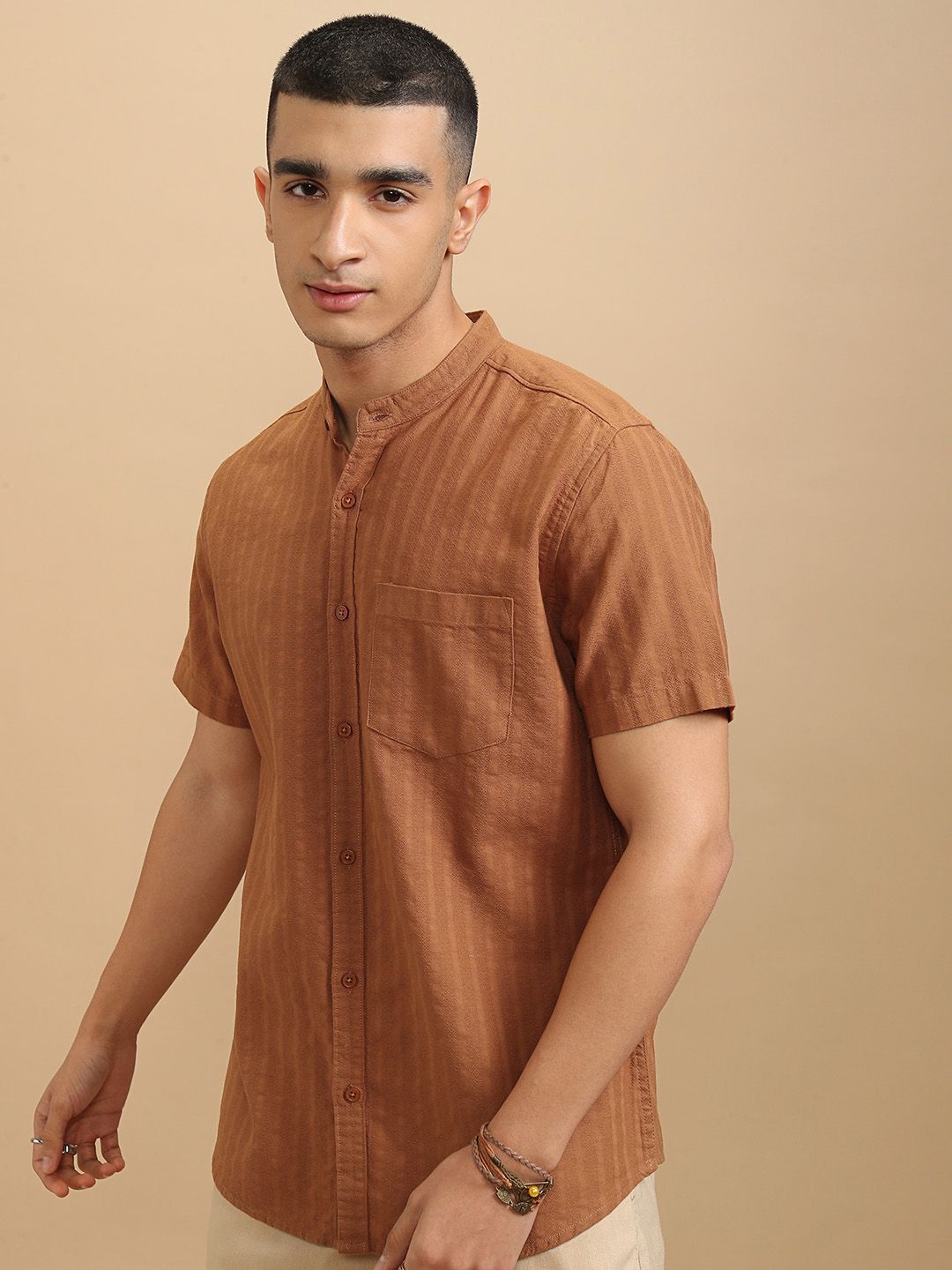 Highlander Men Dobby Textured Solid Casual Regular Fit Shirt