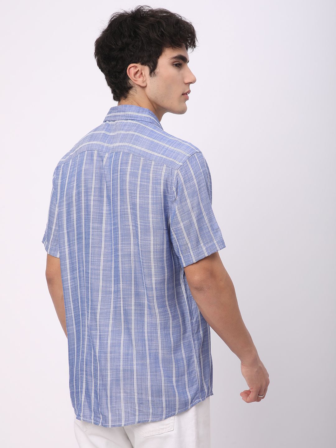 VASTRADO Men Classic Spread Collar Vertical Striped Slim Fit Casual Shirt