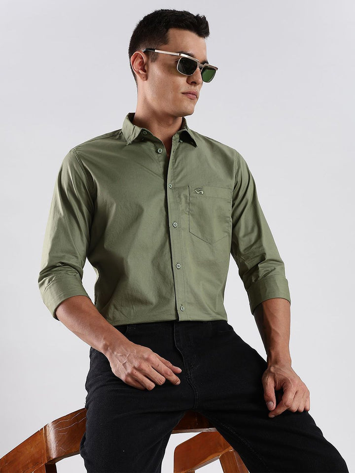 ADRO Standard Spread Collar Cotton Casual Shirt