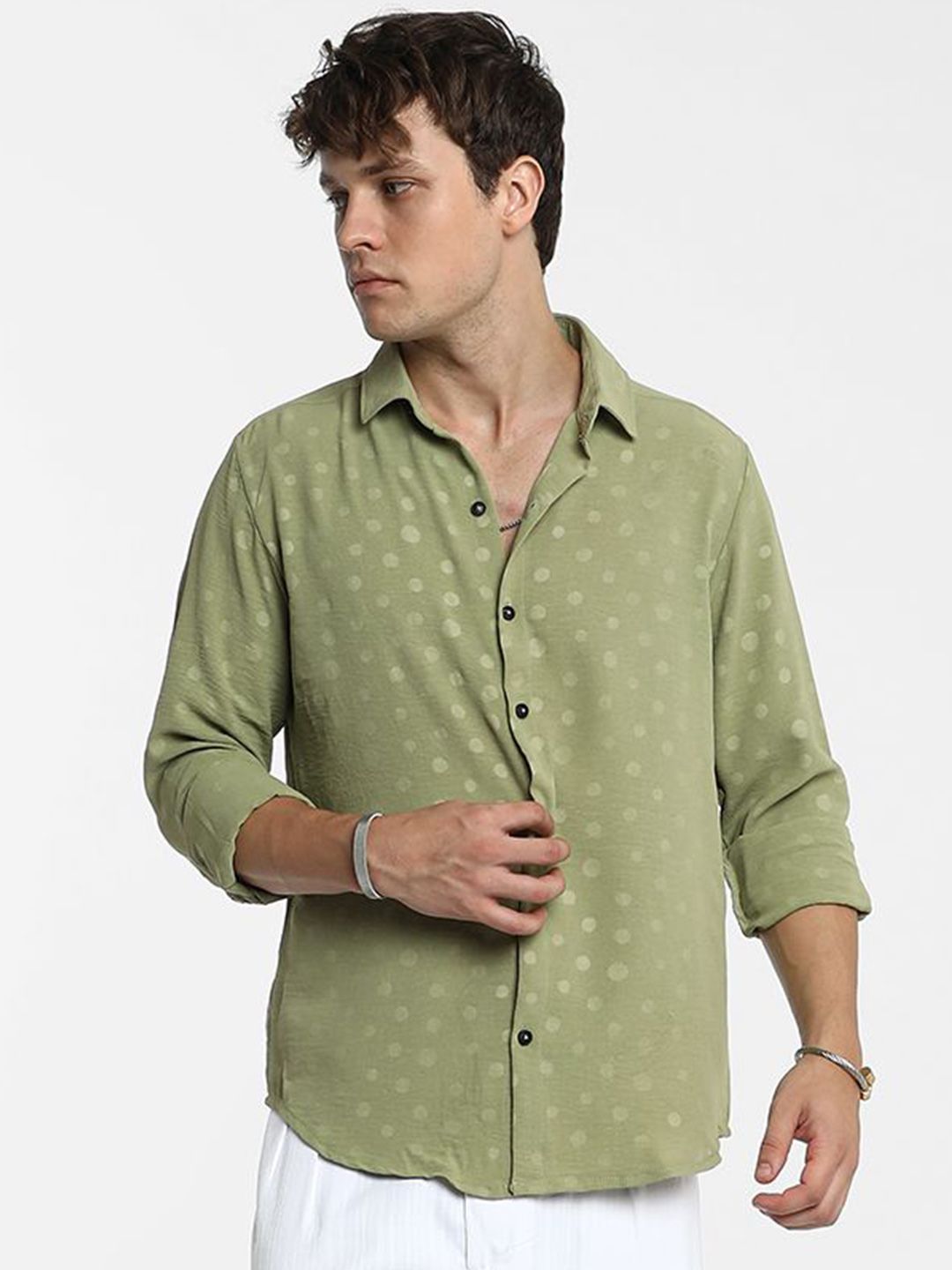 Campus Sutra Men Comfort Spread Collar Polka Dots Casual Shirt