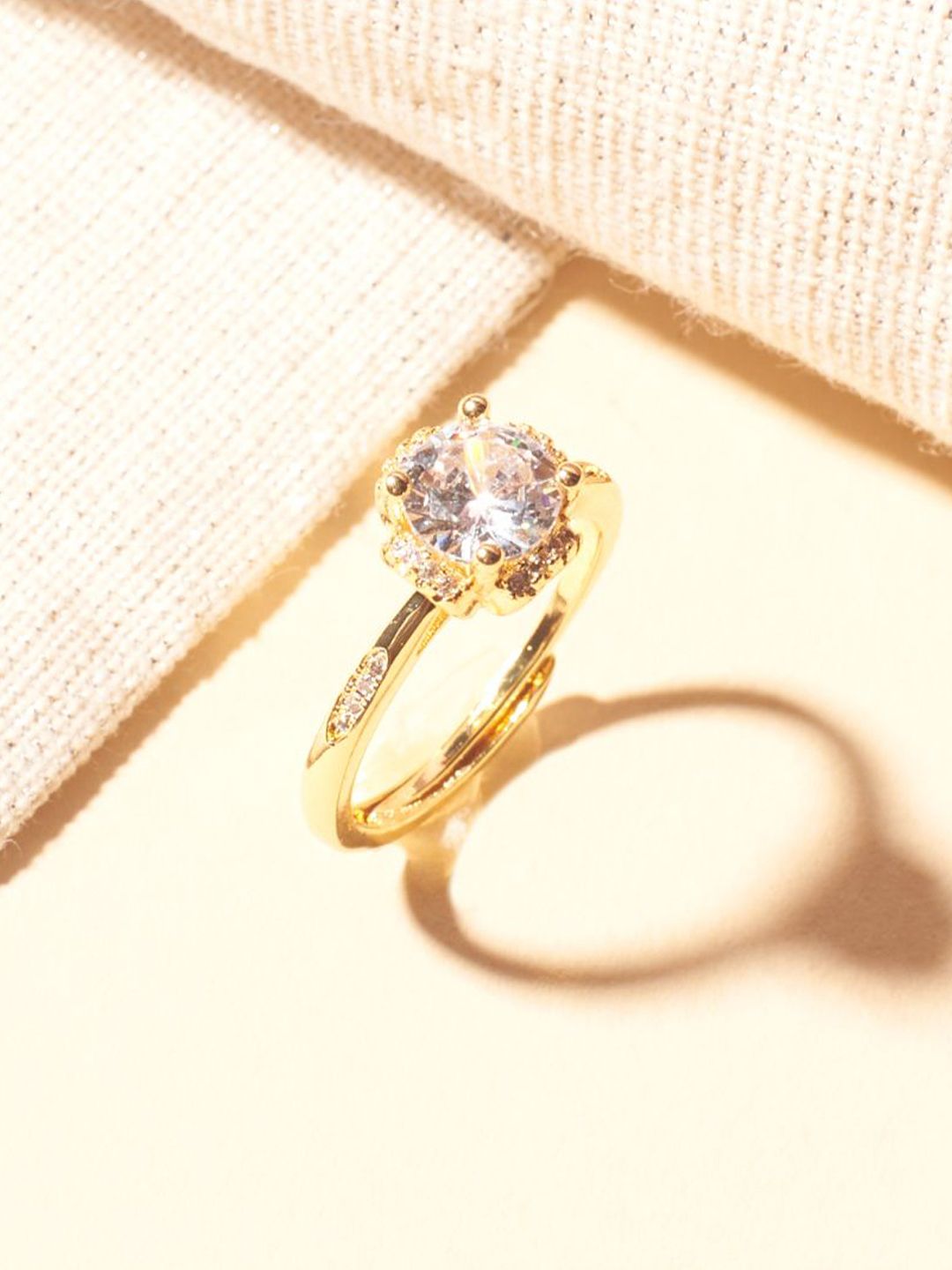 Cincin Janji Janji Emas Golden Salty