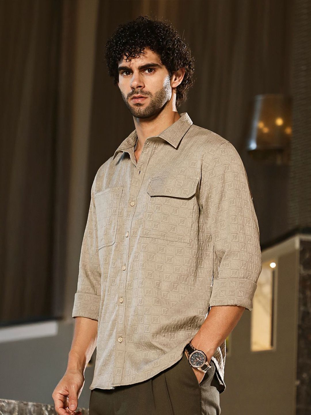 Campus Sutra Men Classic Fit Spread Collar Textured Casual Shirt
