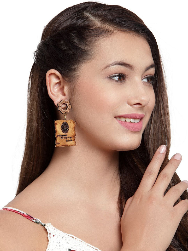 Anting-anting Drop Kontemporari Anouk Saduran Emas