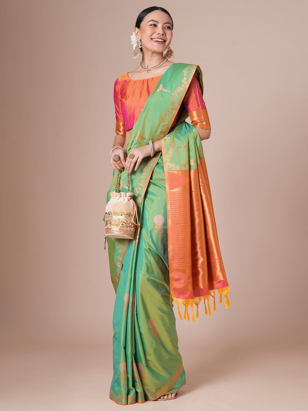 House of pataudi Woven Design Pure Silk Jamdani Saree With Blouse Piece
