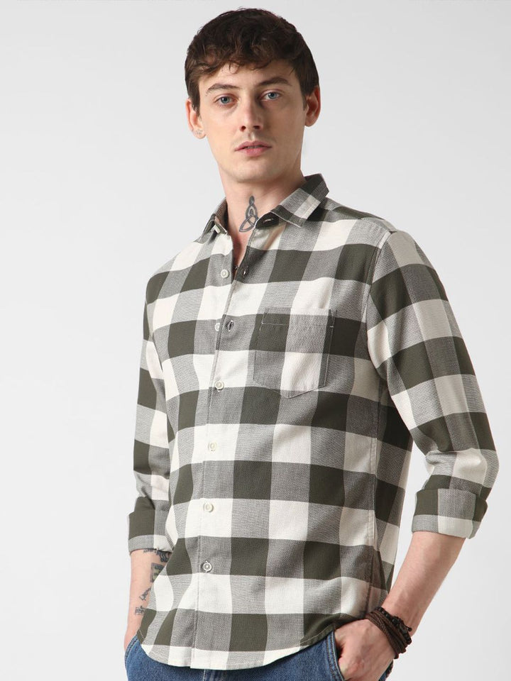 VASTRADO Men Classic Slim Fit Gingham Checks Opaque Checked Casual Shirt