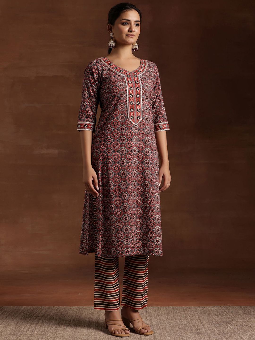Libas Ethnic Motifs Printed Gotta Patti Pure Cotton Kurta with Trousers & Dupatta