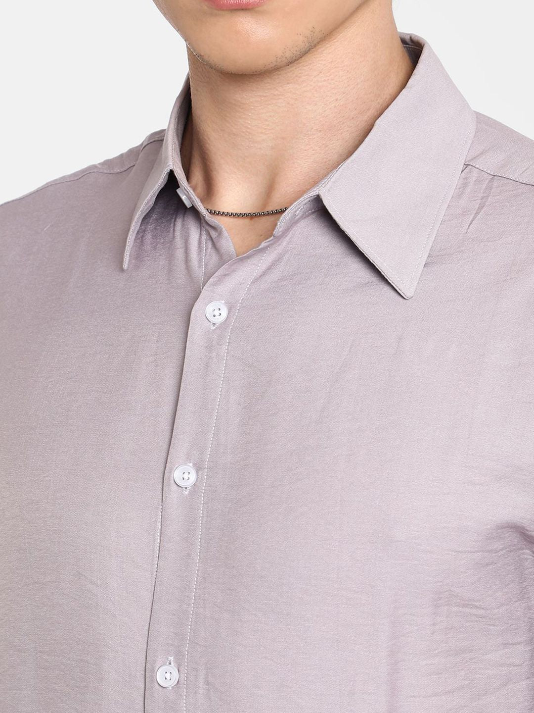 Campus Sutra Men Comfort Spread Collar Solid Casual Shirt