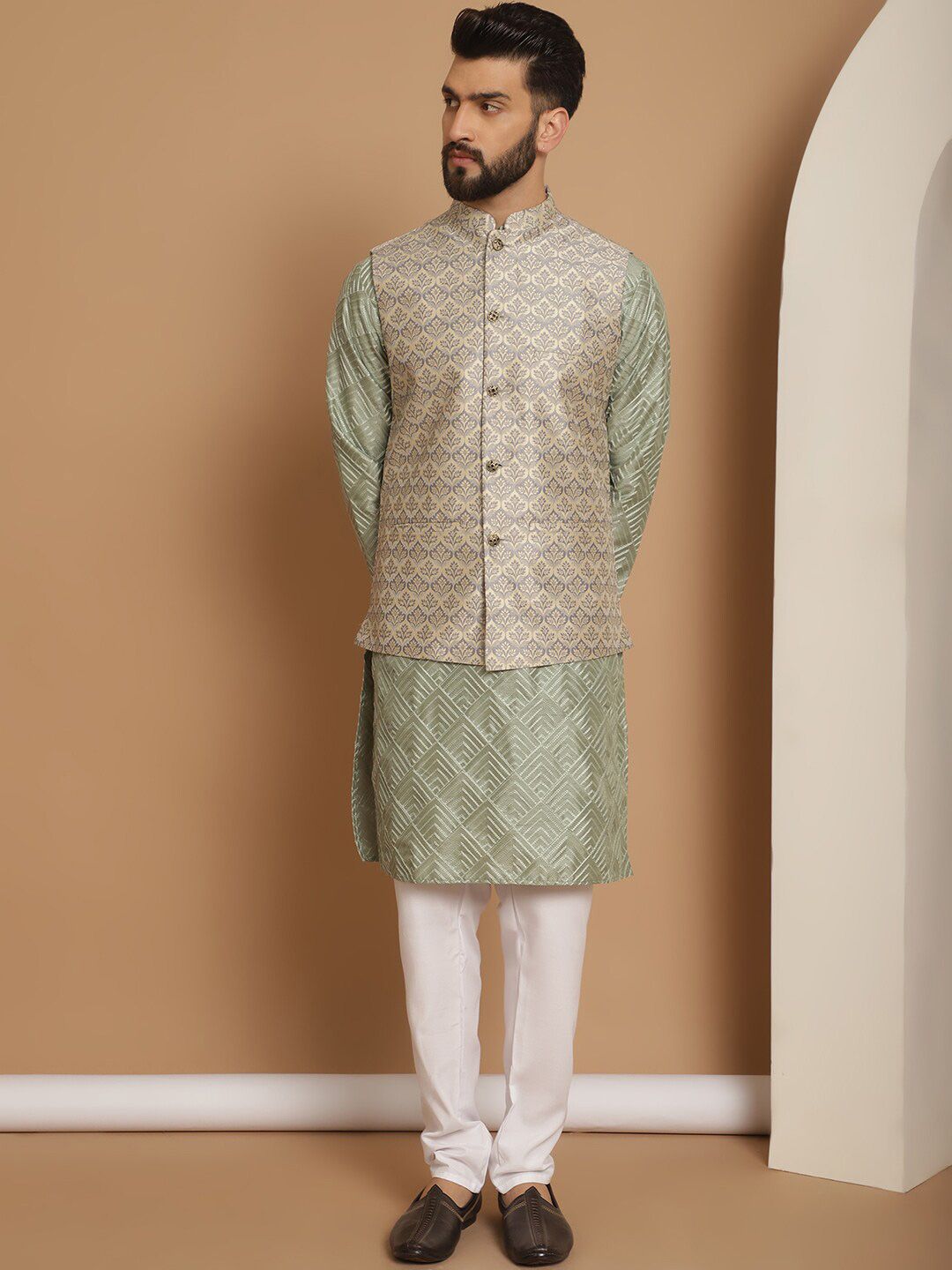Anouk Men Geometric Embroidered Thread Work Straight Kurta With Churidar & Nehru Jacket