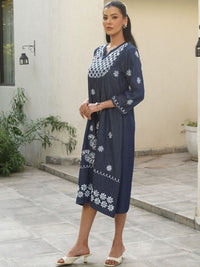 House of Chikankari Chikankari Pepejal A-line Pakaian Panjang Wanita-Gaun Biru Tua