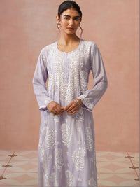Rumah Wanita Chikankari Motif Etnik Bersulam Kurta Chikankari
