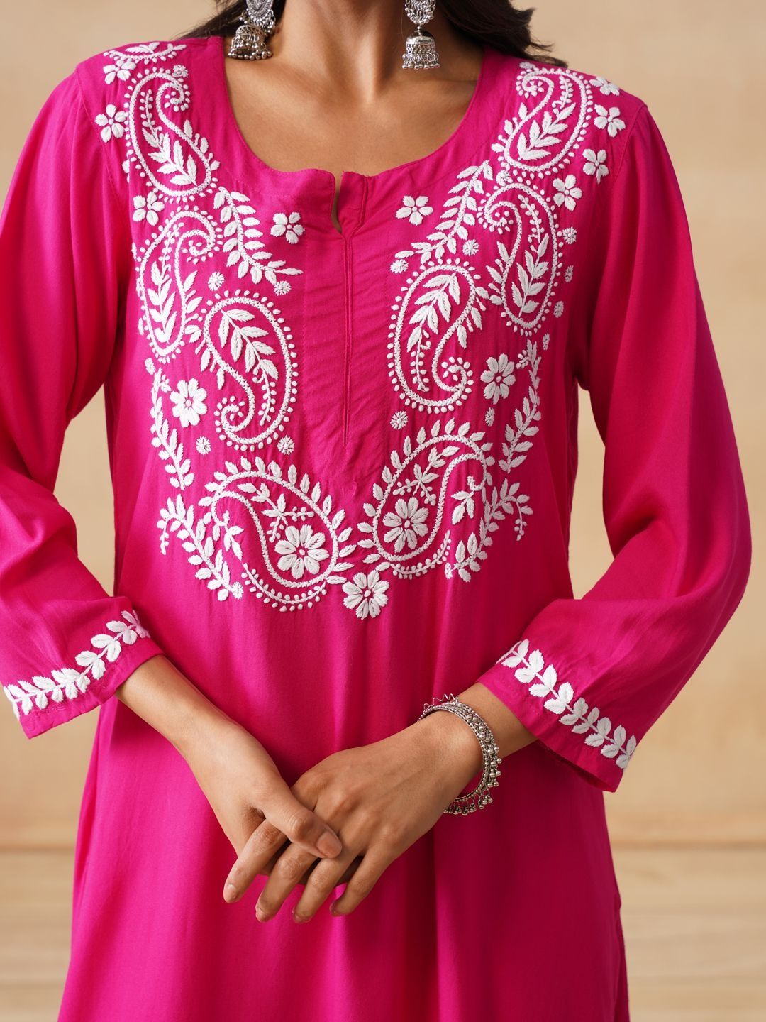 House of Chikankari Women Fuchsia 2 Helai Kurta Biasa dengan Set Seluar