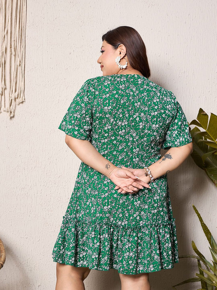 Berrylush Curve Floral Print A-Line Dress
