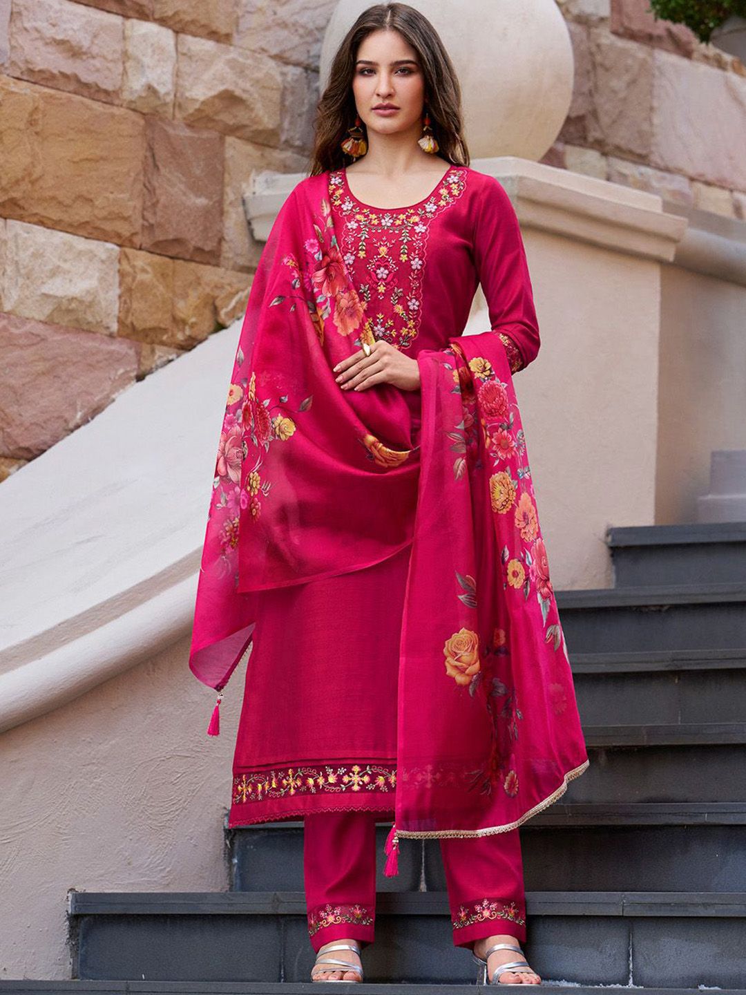 Varanga Floral Yoke Design Thread Work Straight Kurta With Trouser And Dupatta