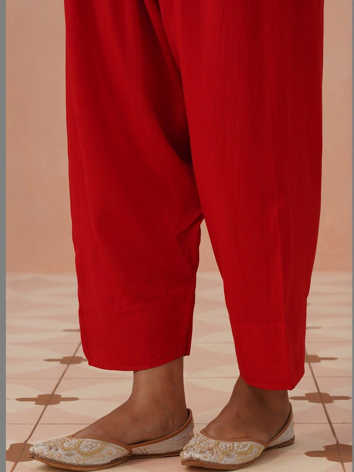House of Chikankari Women Regular Chikankari Kurta with Trousers