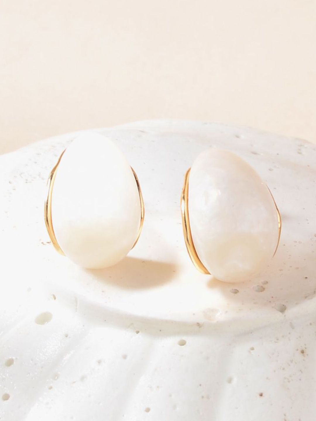 SALTY Snowflake Elegance Stainless Steel Contemporary Studs