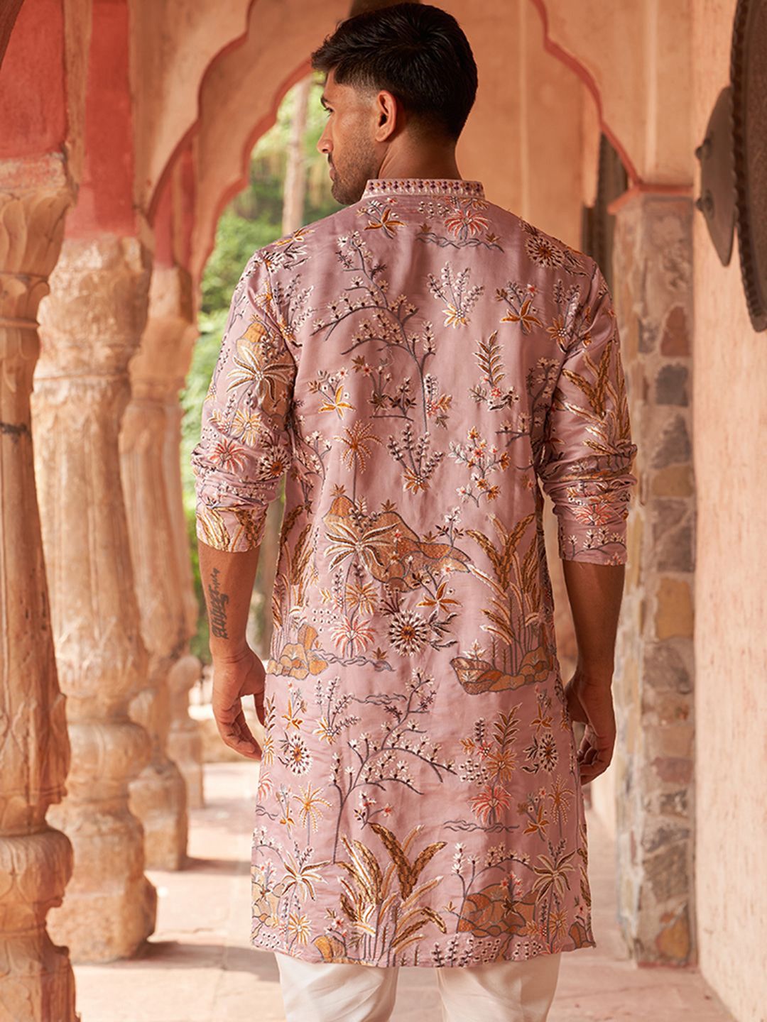 Jompers Men Floral Embroidered Chikankari Floral Kurta