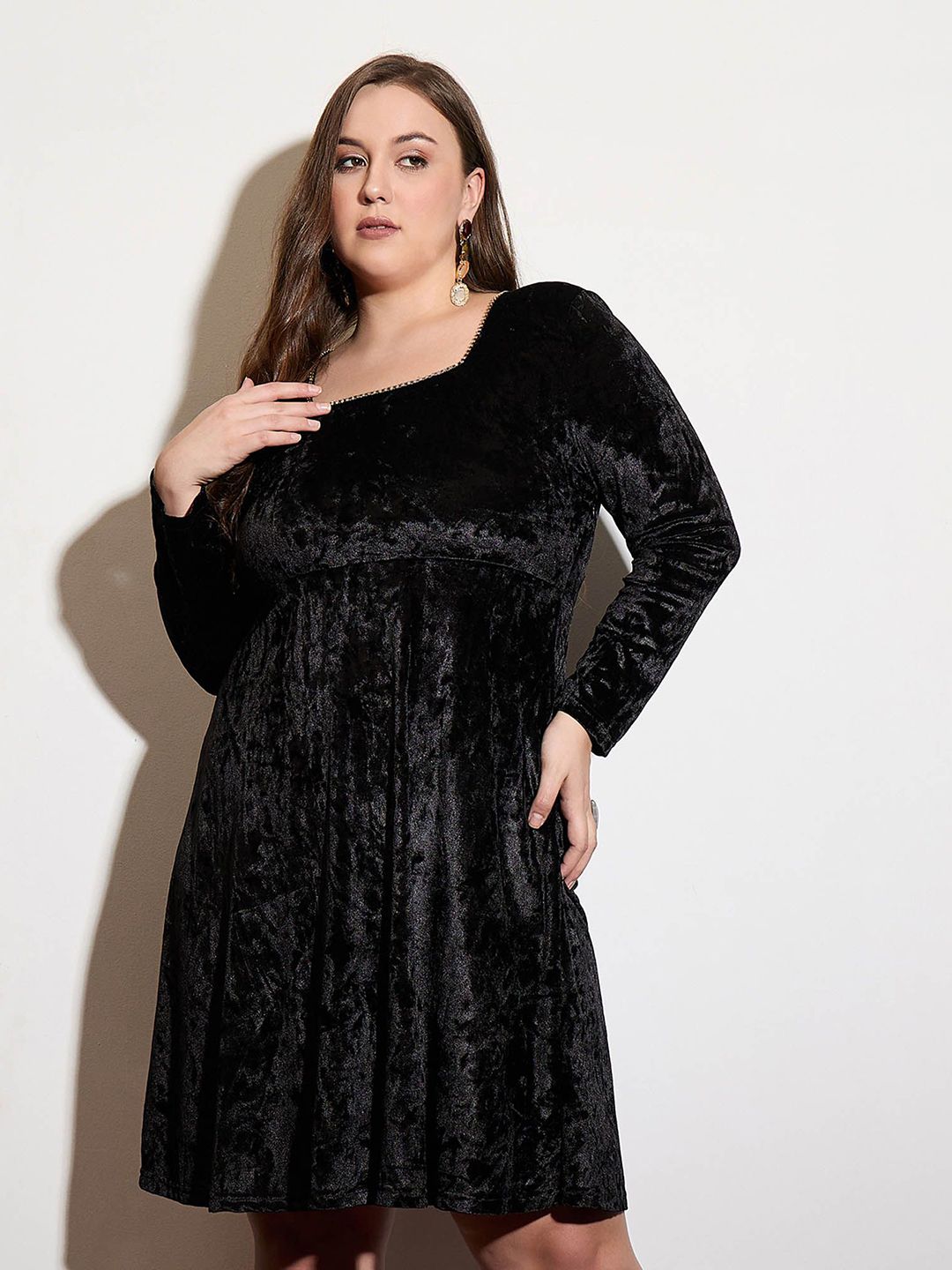 SASSAFRAS Curve Women Square Neck Embellished Velvet Fit & Flare Dress