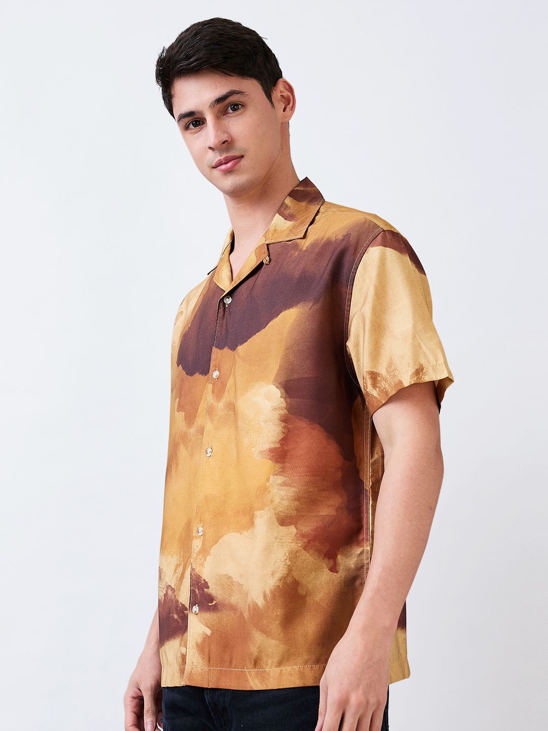 SPYKAR Men Relaxed Fit Cuban Collar Abstract Printed Casual Shirt