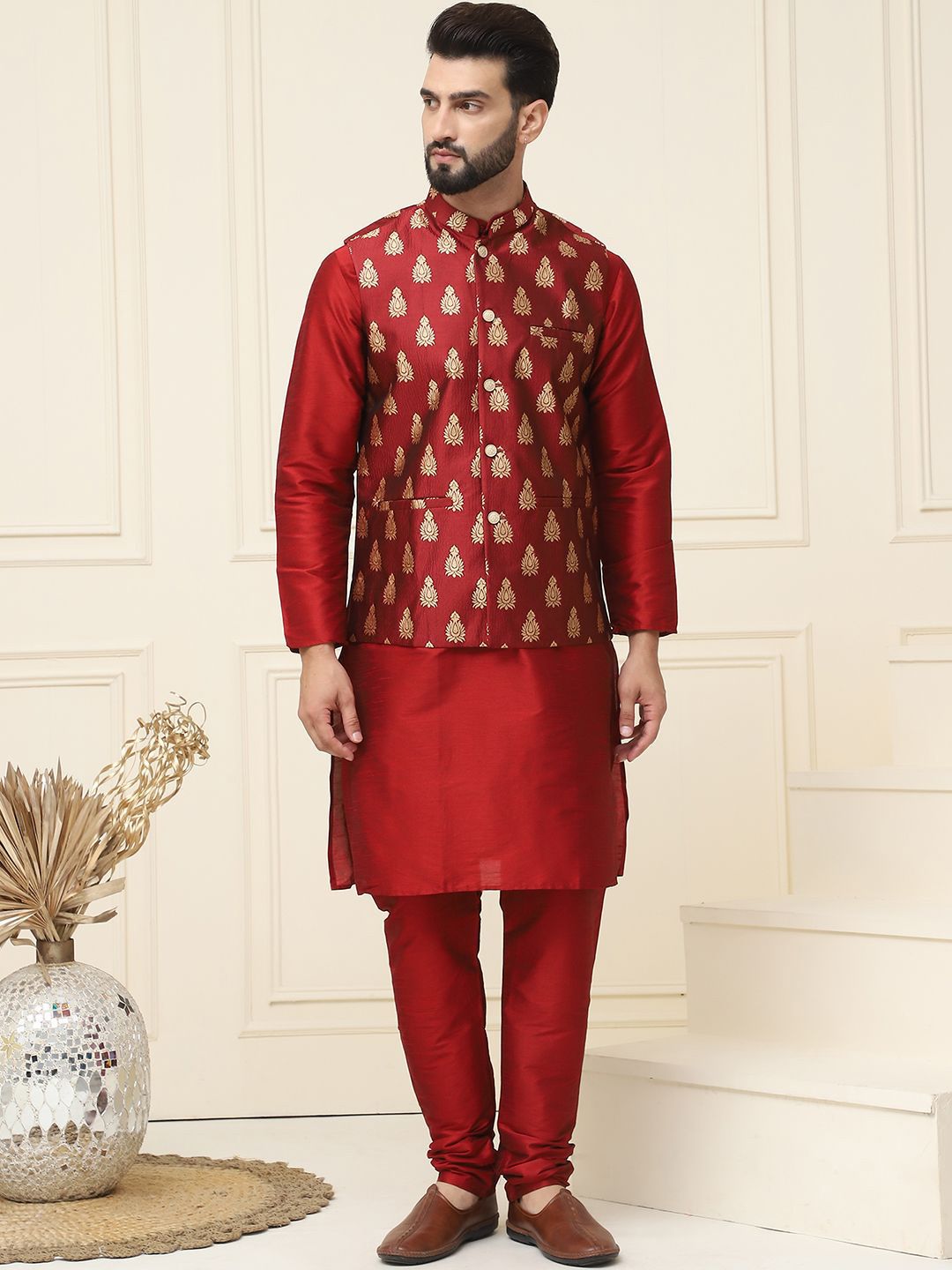 SOJANYA Mandarin Collar Kurta with Churidar With Nehru jacket