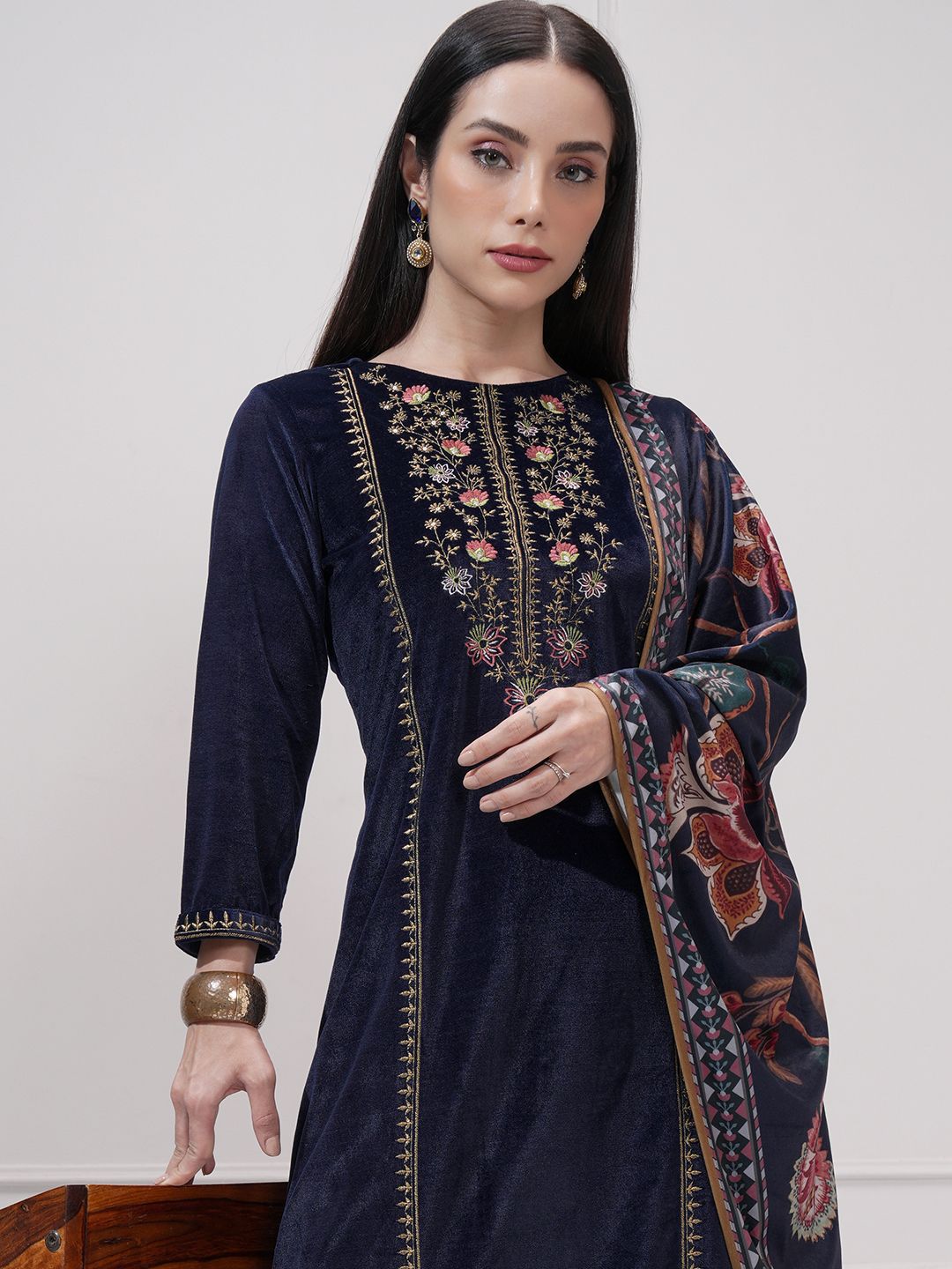 Vishudh Floral Yoke Design Round Neck Thread Work Straight Kurta With Trousers & Dupatta
