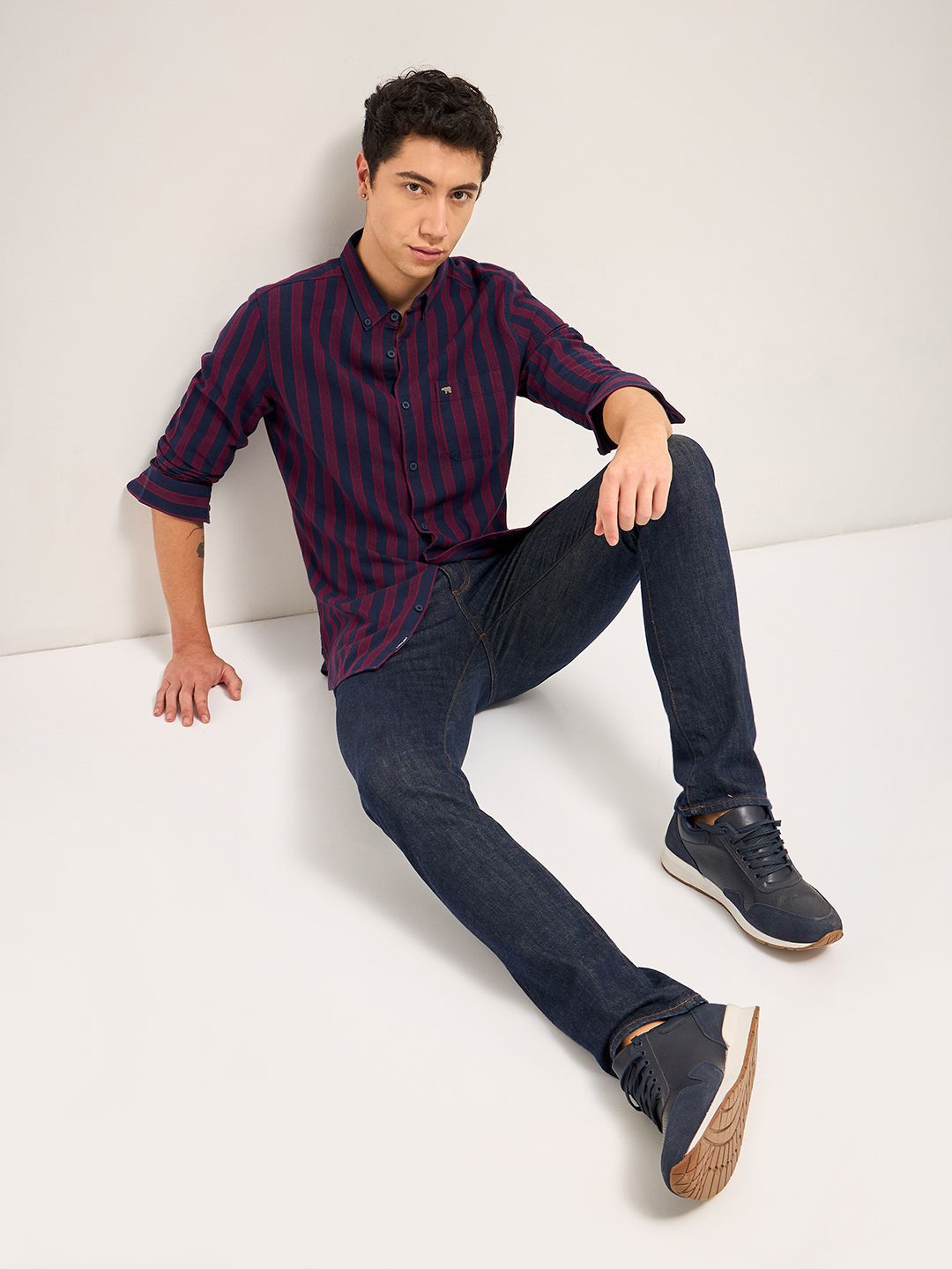 THE BEAR HOUSE Men Slim Fit Striped Casual Shirt