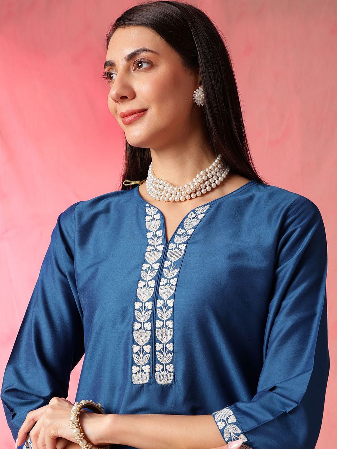 Anouk Blue Floral Embroidered Sweetheart Neck Straight Kurta With Trousers & Dupatta