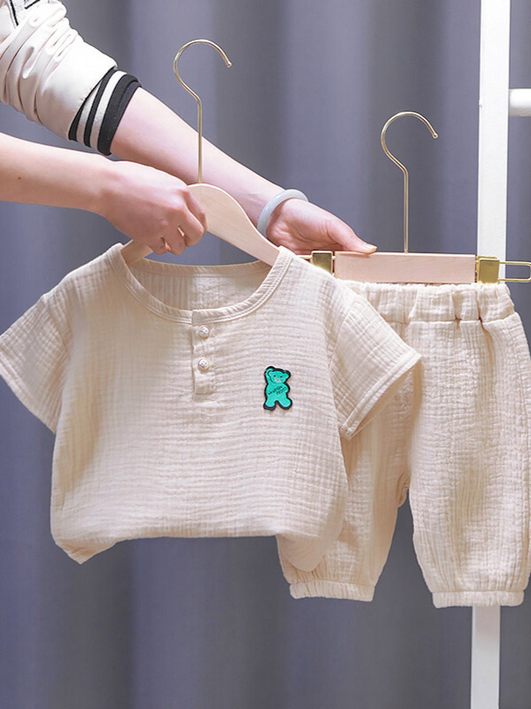 YK Kids T-shirt With Joggers