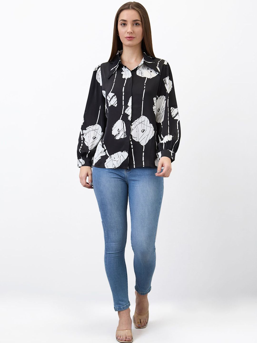 SPYKAR Women Regular Fit Spread Collar Floral Printed Casual Shirt