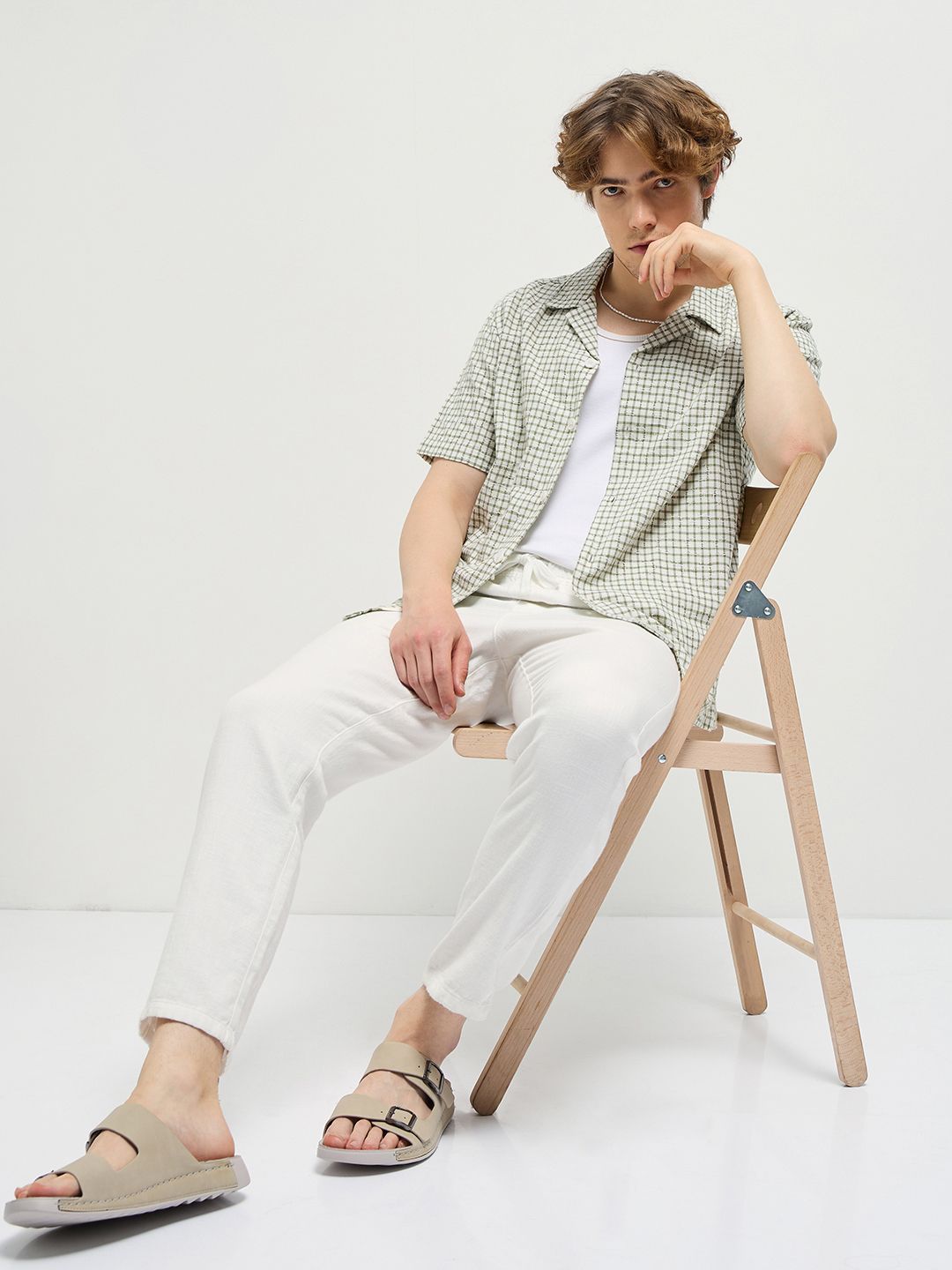 THE BEAR HOUSE Men Cuban Collar Micro Checked Cotton Casual Shirt
