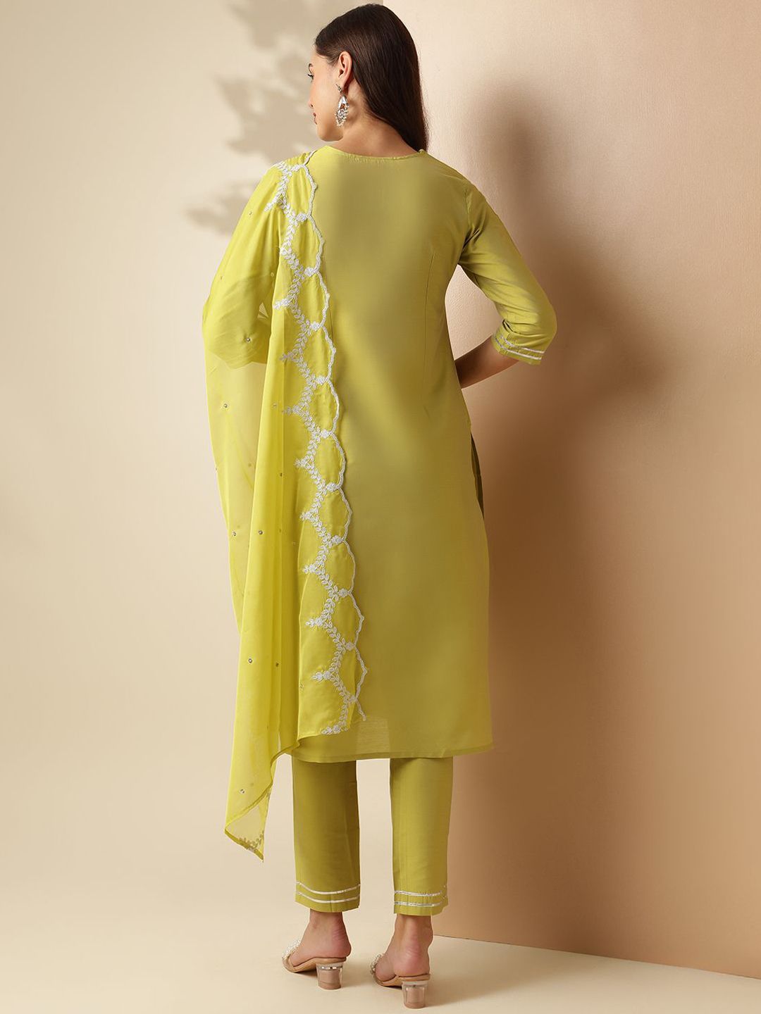 Anouk Floral Embroidered Regular Thread Work Straight Kurta with Trousers & Dupatta