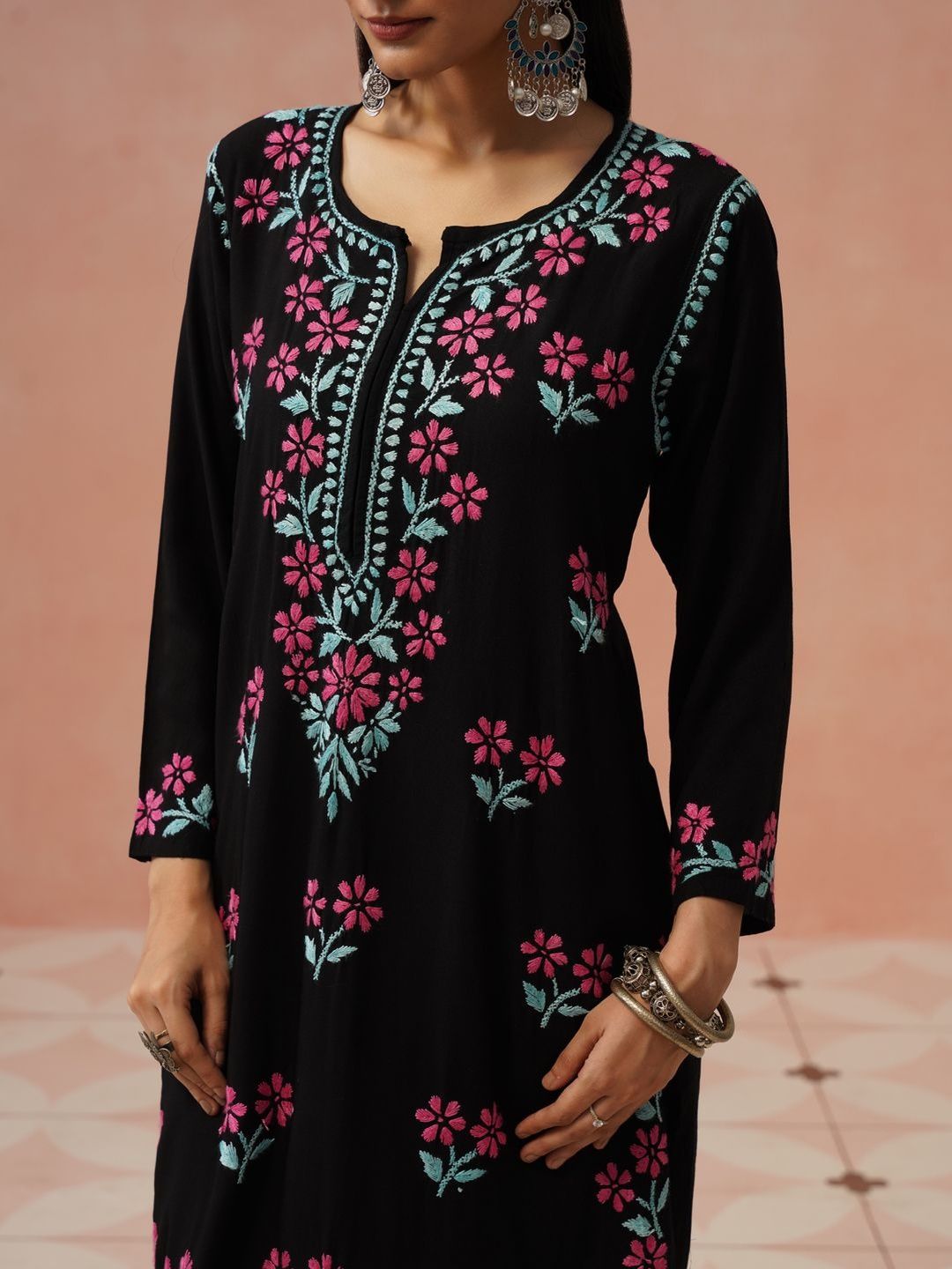 House of Chikankari Women Floral Embroidered Thread Work Kurta