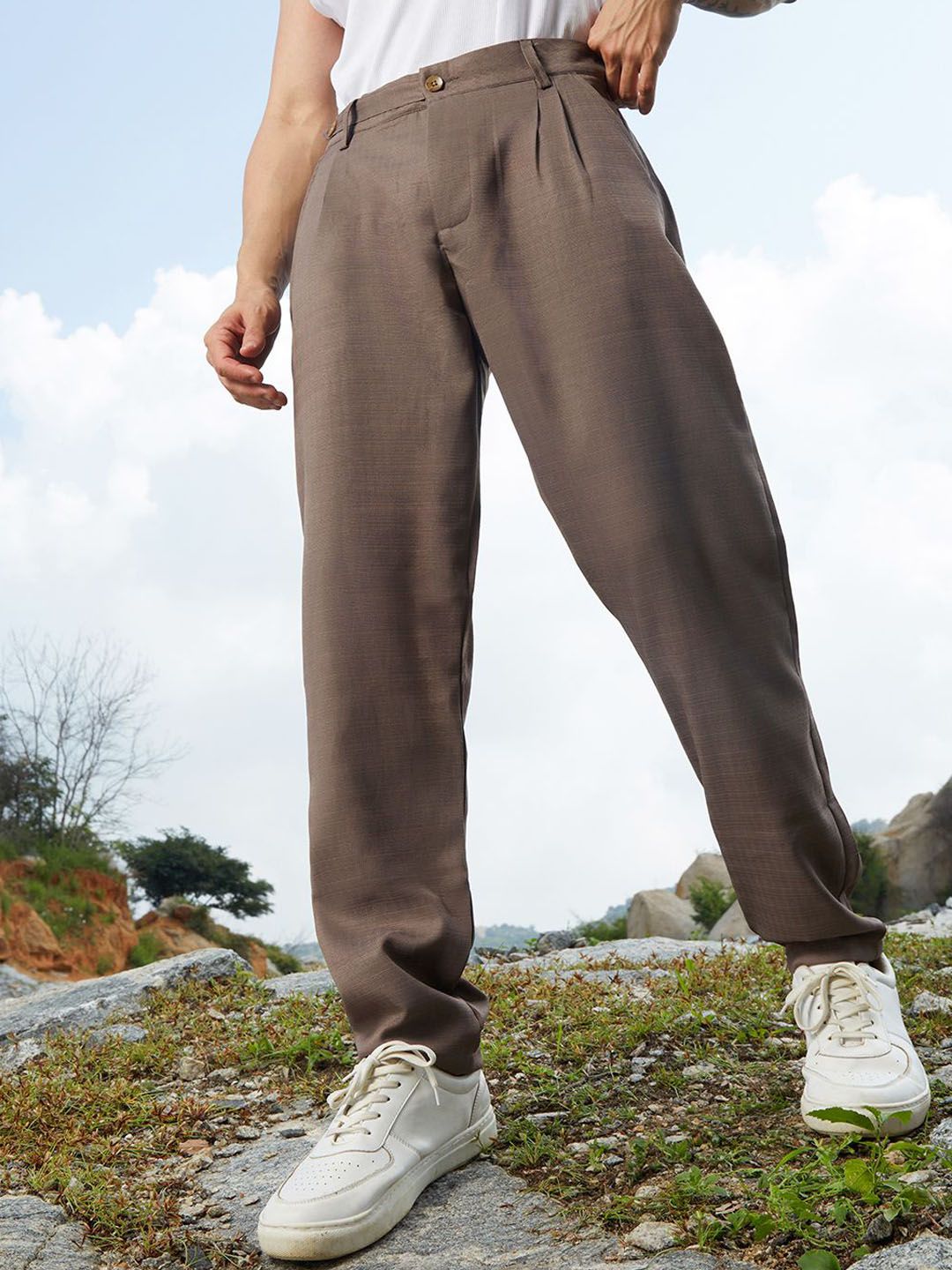 Campus Sutra Men Mid-Rise Comfort Trousers