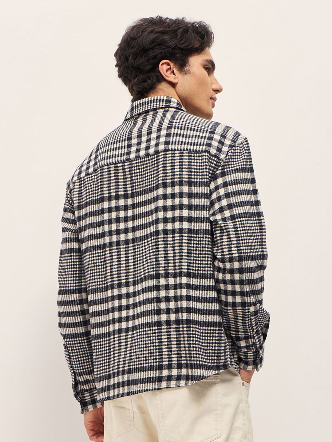 THE BEAR HOUSE Men Spread Collar Tartan Checked Cotton Relaxed Fit Casual Shirt