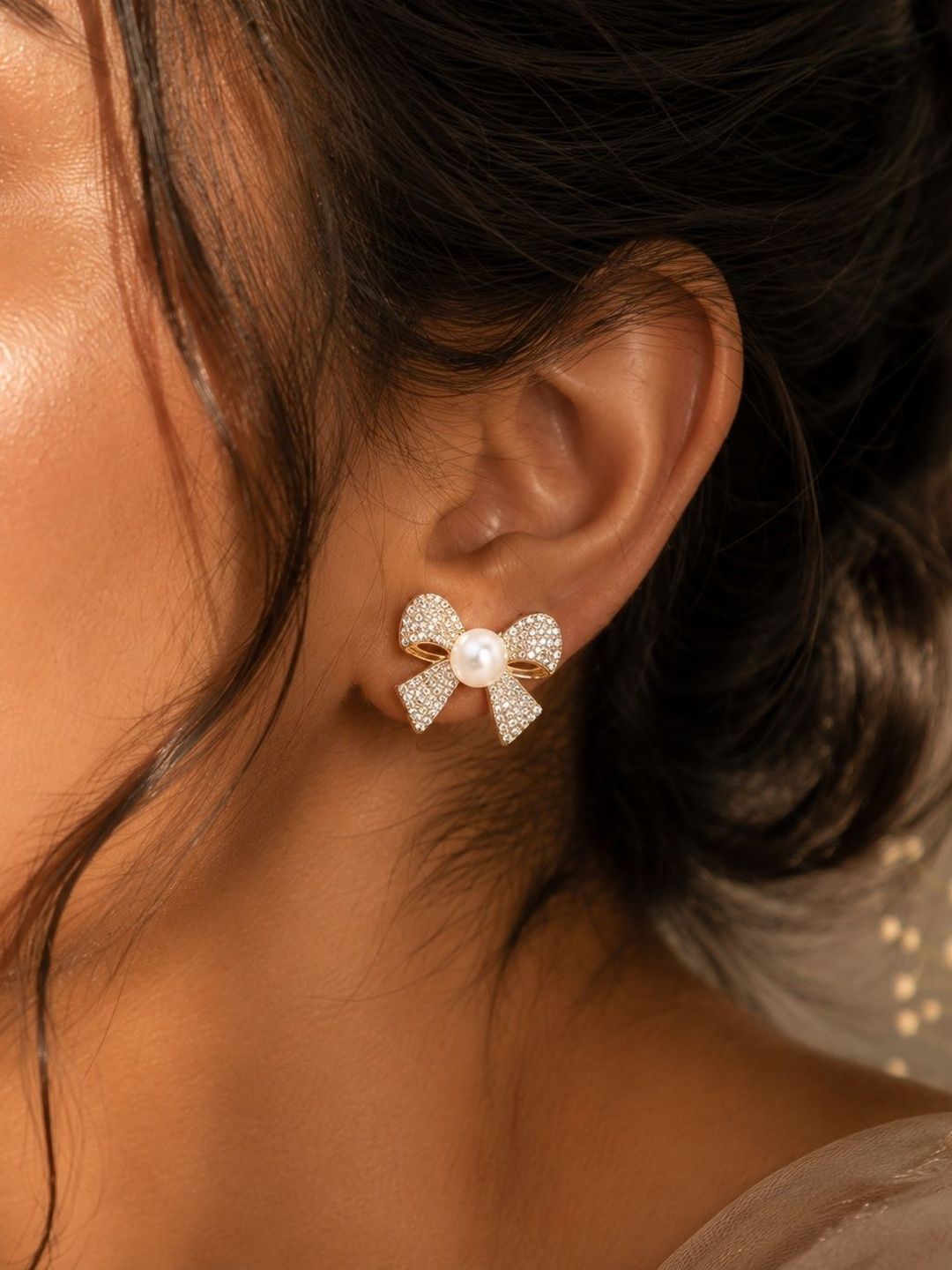 VOGUE PANASH Quirky Studs Earrings